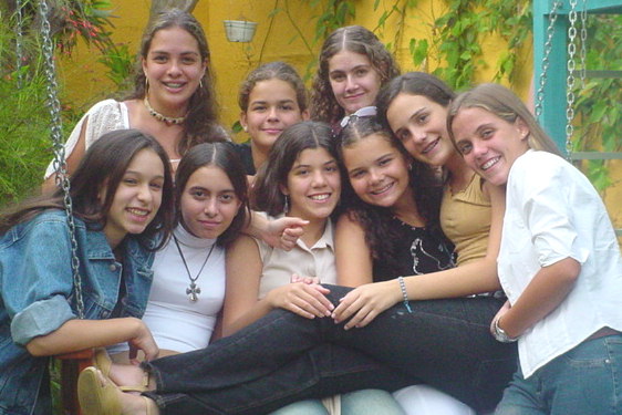 anais-annie-rios-isa-ana-faby-karla